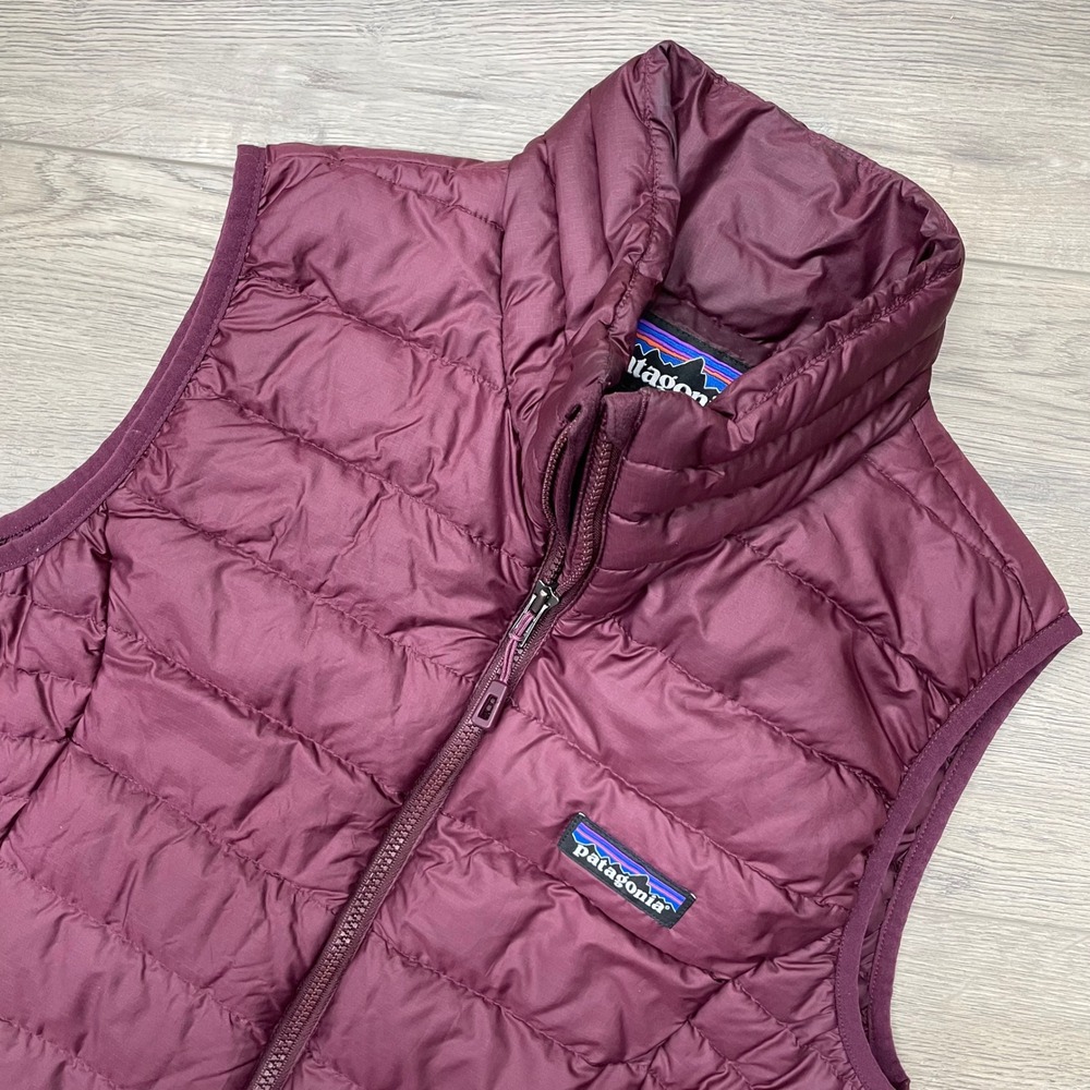 Patagonia Down Sweater Vest Womens Small Burgundy Puffer Quilted 84628